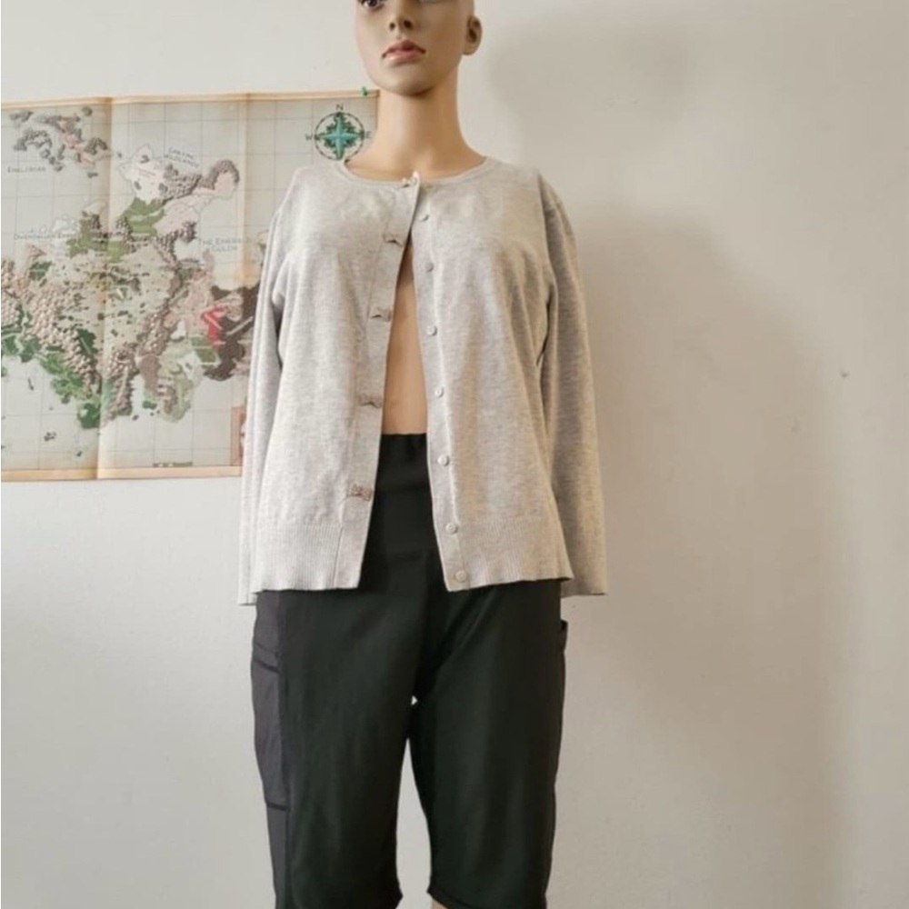 Cable & Gauge Light Gray Knit Top, size M